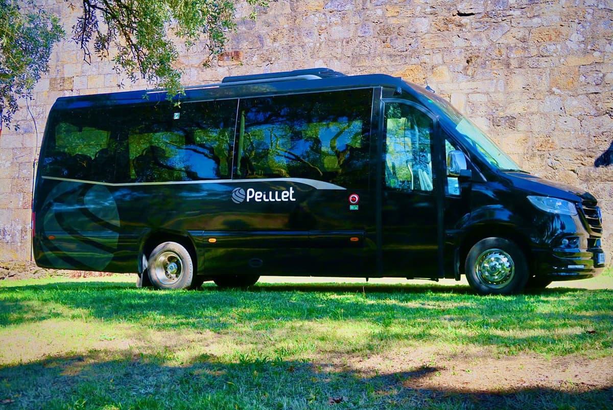 traslados en minibús en Santiago